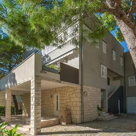 Dubravka * Baška Voda